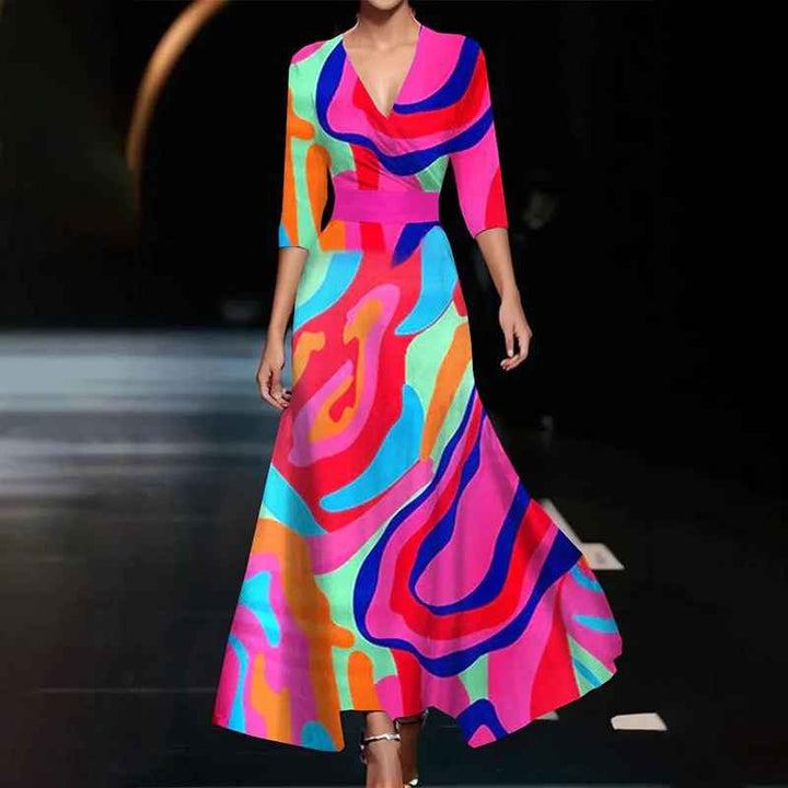 Zoe - Classic Floral V-Neck Maxi Dress