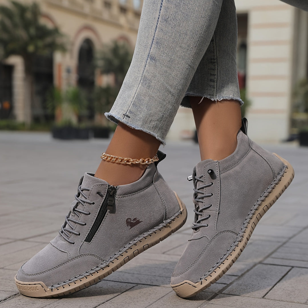 Mila – Comfortable Orthopaedic Sneakers