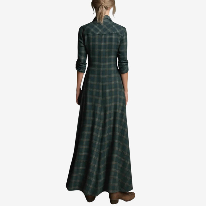 Carisse - Elegant Collared Minimalist Dress